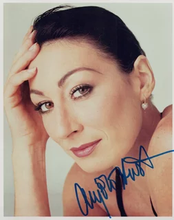 Anjelica Huston autograph