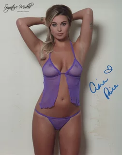 Ciara Price autograph