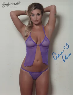 Ciara Price autograph