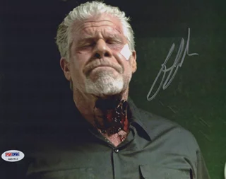 Ron Perlman autograph