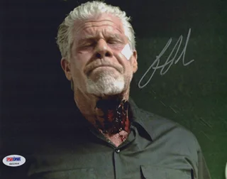 Ron Perlman autograph