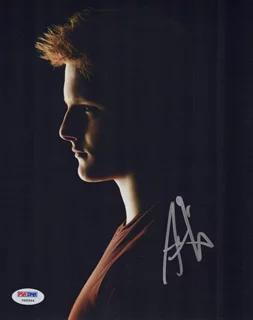 Alexander Ludwig autograph