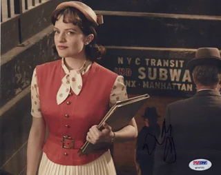 Elisabeth Moss autograph