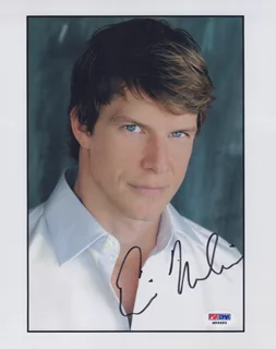 Eric Mabius autograph