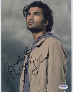 Sendhil Ramamurthy autograph