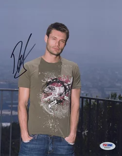 Ryan Seacrest autograph