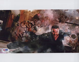 Liev Schreiber autograph