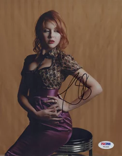 Renee Olstead autograph