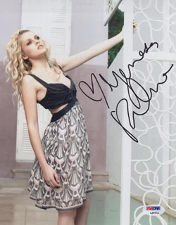 Teresa Palmer autograph
