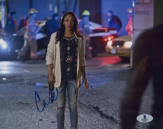 Candice Patton autograph