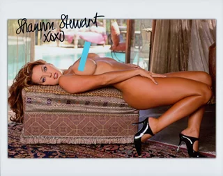 Shannon Stewart autograph