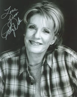 Patty Duke autograph