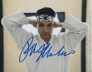 Ralph Macchio autograph