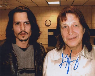 George Jung autograph