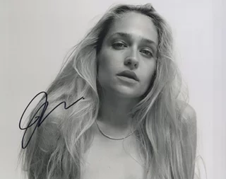 Jemima Kirke autograph