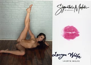 Lauryn Wolfe autograph