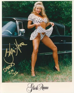 Glori Anne autograph