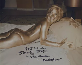 Shirley Eaton autograph