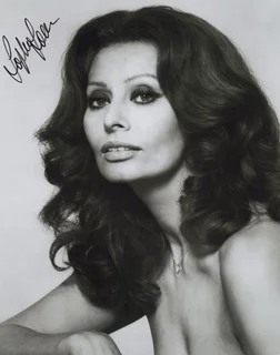 Sophia Loren autograph