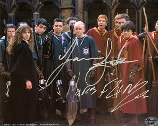 Jamie Yeates autograph