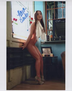 Kara Ciarlo autograph