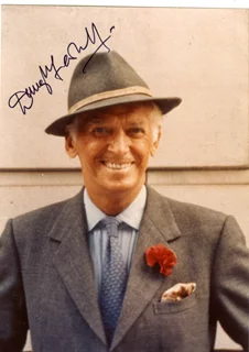 Douglas Fairbanks, Jr. autograph