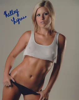 Kelley Lynn autograph