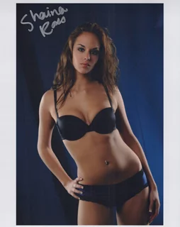 Shaina Ross autograph