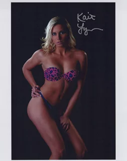 Kait Lynn autograph