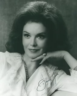 Dorothy Hart autograph