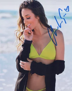 Chelsea Green autograph