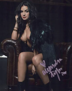 Alexandra Tyler autograph