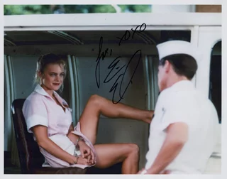 Erika Eleniak autograph