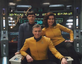 Ethan Peck autograph