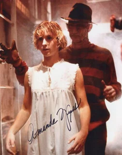 Amanda Wyss autograph