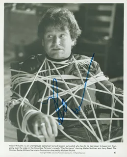 Robin Williams autograph