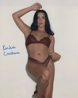Kendra Cantara autograph