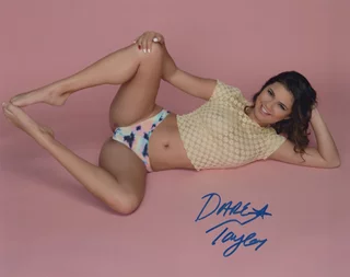 Dare Taylor autograph