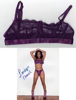 Londyn Chanel autograph