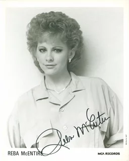 Reba McEntire autograph