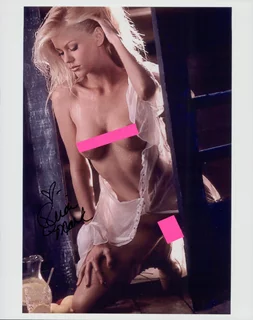 Heidi Mark autograph