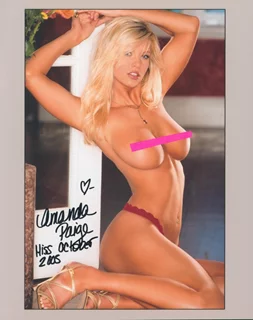 Amanda Paige autograph