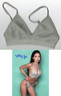 Kelly Lu autograph