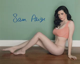 Samantha Paige autograph