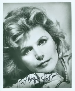 Lee Remick autograph
