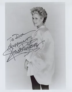 Elizabeth Montgomery autograph