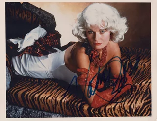 Valerie Perrine autograph