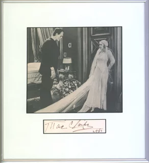 Mae Clarke autograph