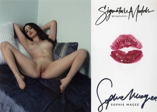 Sophie Magee autograph