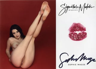 Sophie Magee autograph